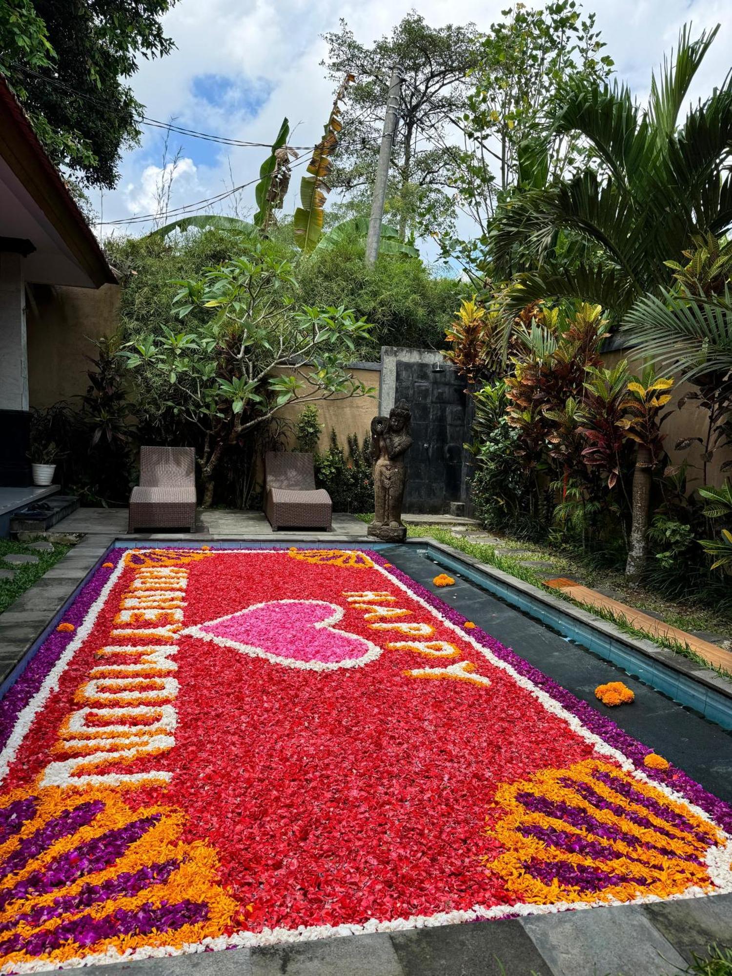 Ubud Suarga Private Pool Villa Екстер'єр фото